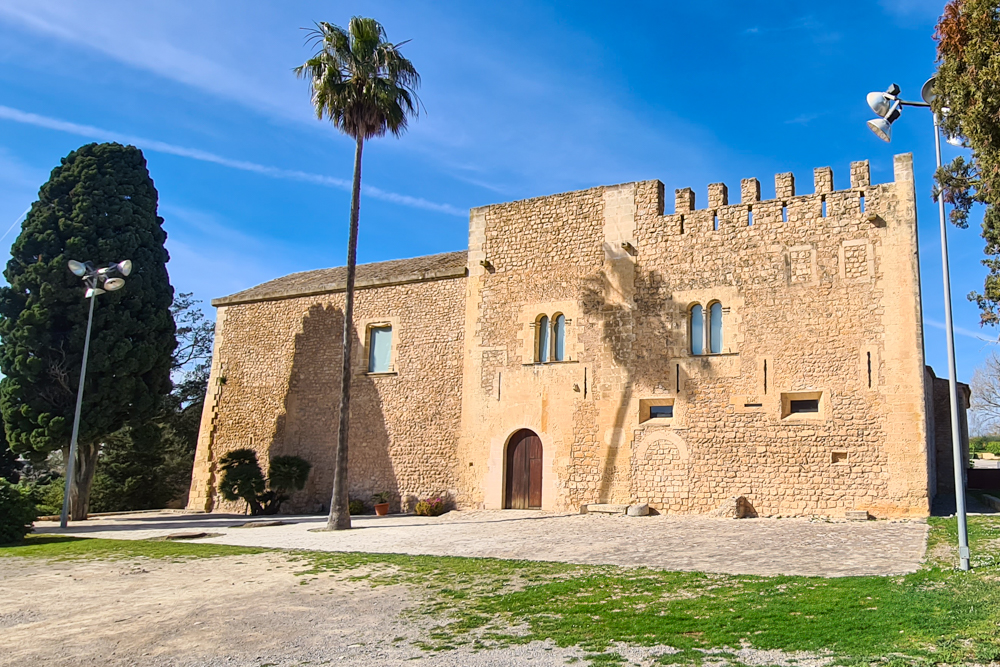 Der Torre dels Enagistes in dem sich das historische Museum Manacors befindet.